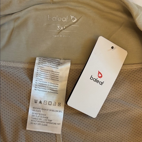 Baleaf Skort Khaki Women Size 3XL - Picture 2 of 5